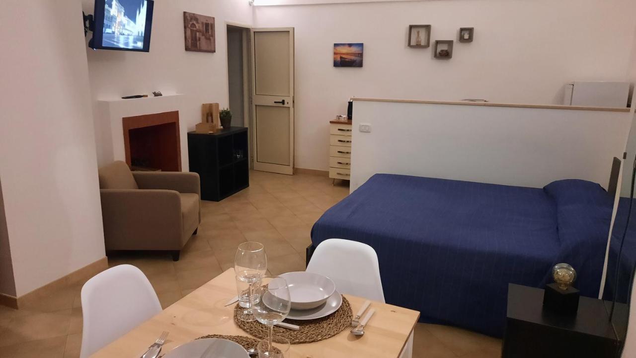 Апартаменты Piazza Grande Полиньяно-а-Маре Экстерьер фото